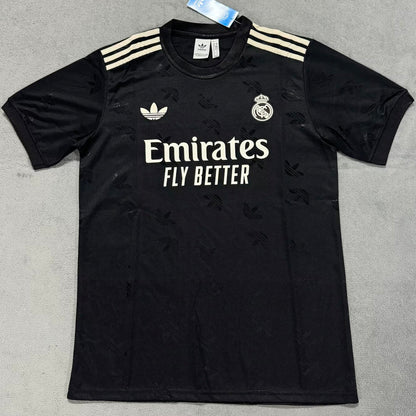 Jersey 2025/26 Real Madrid Especial Manga corta Versión Fan