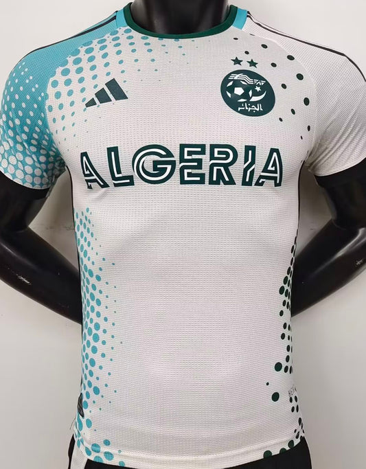 2024/25 Algeria Especial Versión Jugador Selecciones