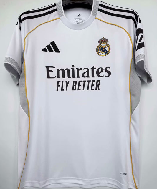 Jersey 2025/26 Real Madrid Local Manga corta Versión Fan