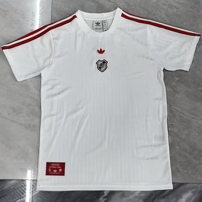 Jersey 2025/26 River Plate Especial Manga corta Versión Fan Retro