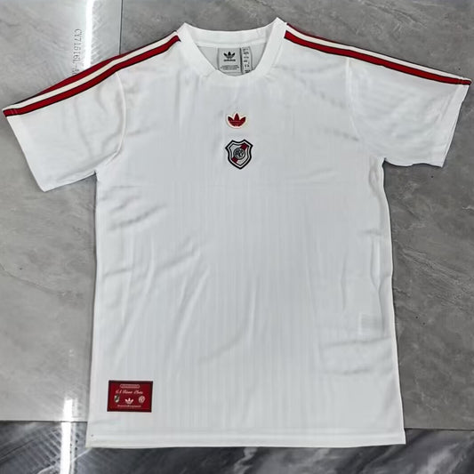 Jersey 2025/26 River Plate Especial Manga corta Versión Fan Retro