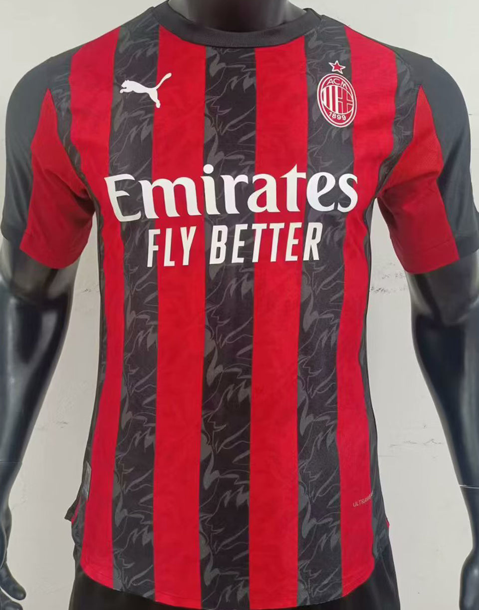 Jersey 2025/26 AC Milan Local Manga corta Versión Jugador