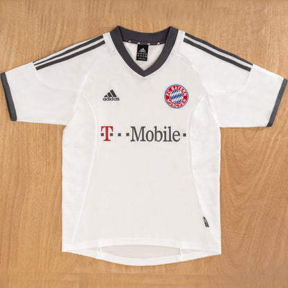 Jersey 2002/2003 Bayern Munich Tercero Manga corta Versión Fan Retro