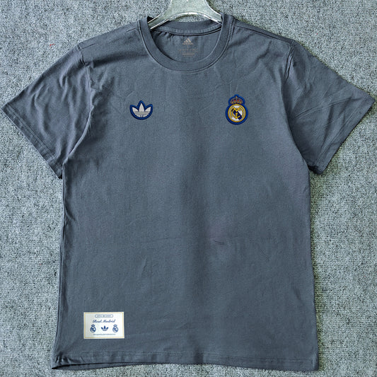 Jersey 2026/27 Real Madrid Especial Manga corta Versión Fan Retro