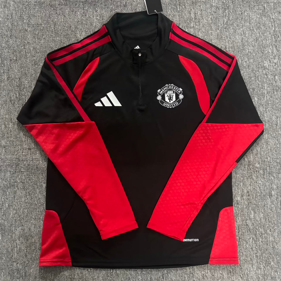conjunto entrenamiento 2026/27 manchester united