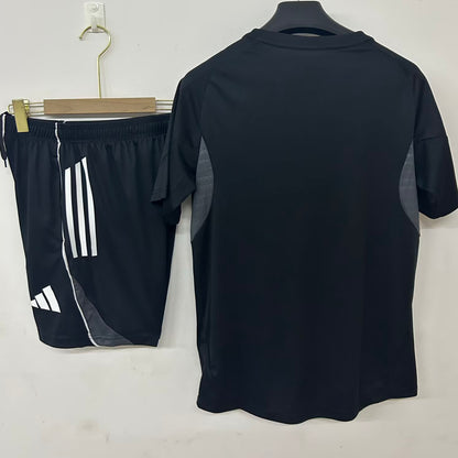 Conjunto Entrenamiento 2026 Frankfurt