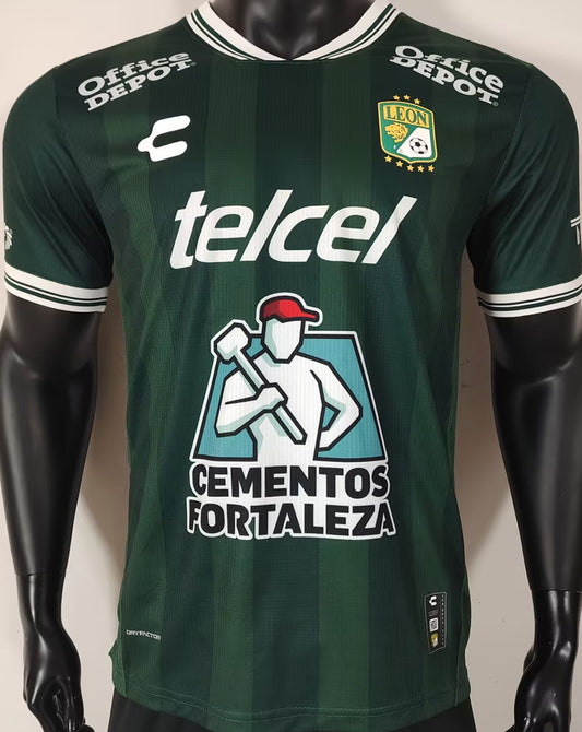 Jersey 2025/26 Leon Local Manga corta Versión Jugador