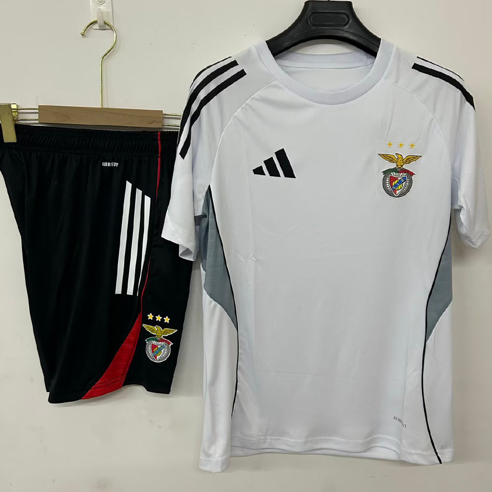 conjunto entrenamiento 2025/26 benfica
