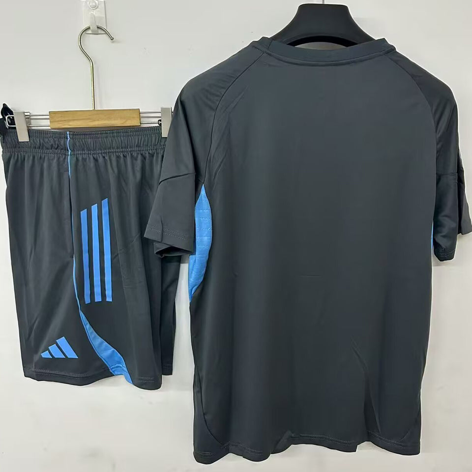 Conjunto Entrenamiento 2025/26 Newcastle