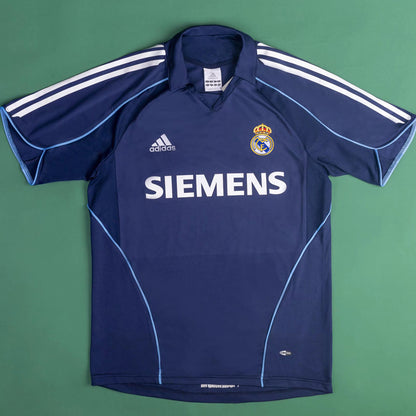 Jersey 2005/06 Real Madrid Visitante Manga corta Versión Fan Retro