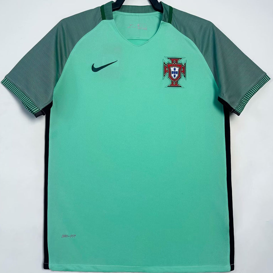 2016 portugal visitante versión fan selecciones retro