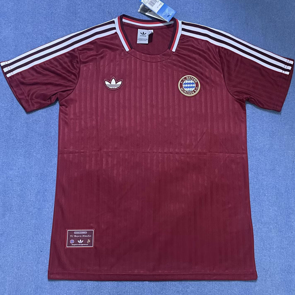 Jersey 2025 Bayern Munich Especial Manga corta Versión Fan Retro
