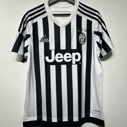 Jersey 2015/16 Juventus Local Manga corta Versión Fan Retro