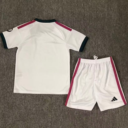 Jersey 2026/27 Real Madrid Local Manga corta Niño