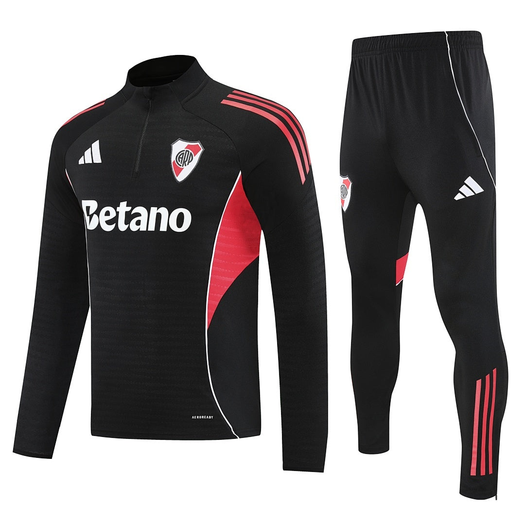 conjunto entrenamiento 2026/27 river plate