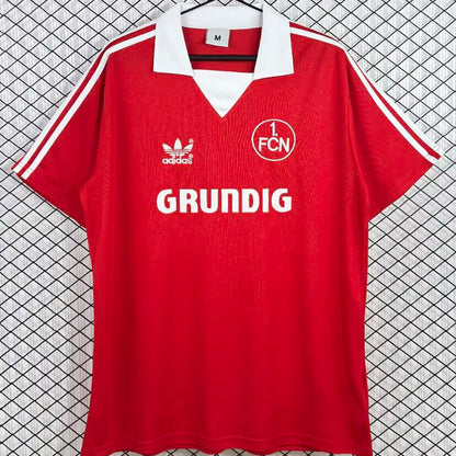 Jersey 1977/1980 1. FC Nurnberg Local Manga corta Versión Fan Retro