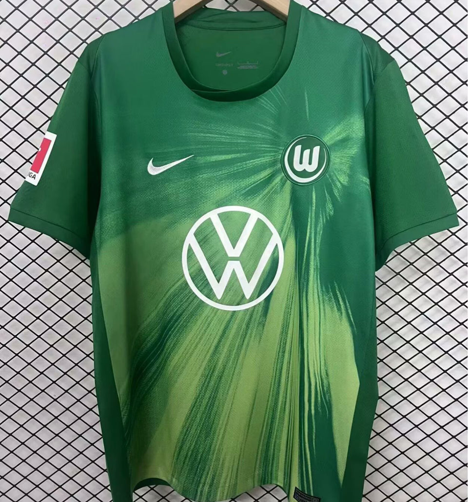 Jersey 2025/26 Wolfsburg Local Manga corta Versión Fan