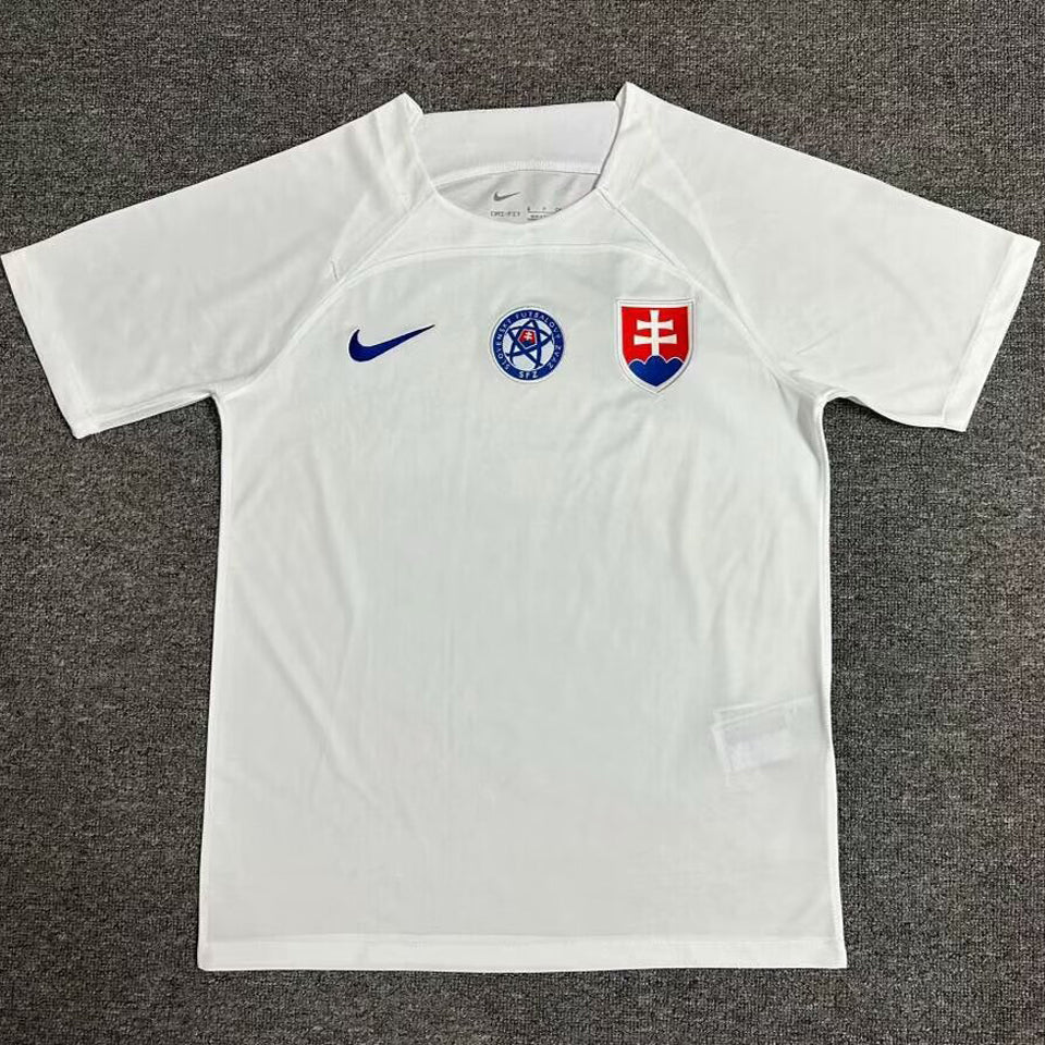2024/25 Slovakia Visitante Versión Fan Selecciones