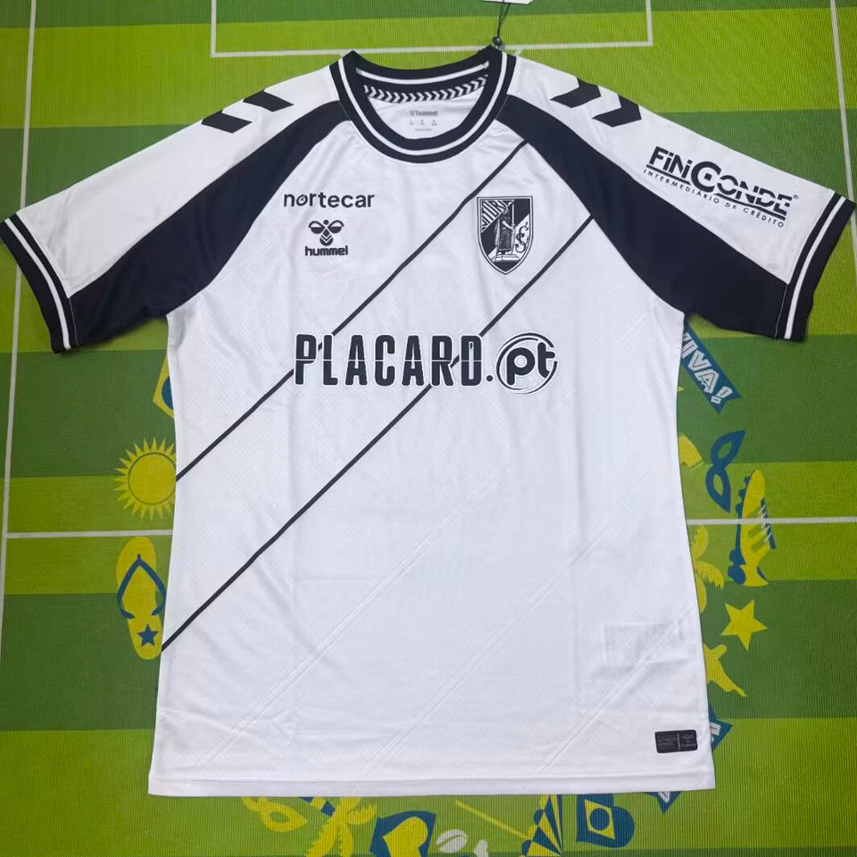 jersey 2026/27 vitoria guimaraes local manga corta versión fan