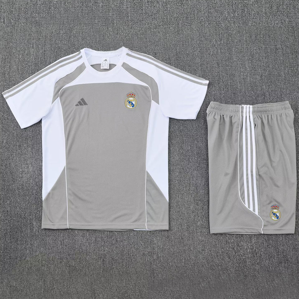Conjunto Entrenamiento 2025/26 Real Madrid