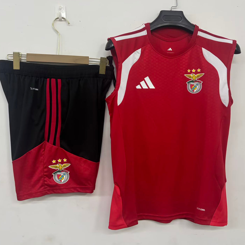 conjunto entrenamiento 2026/27 benfica