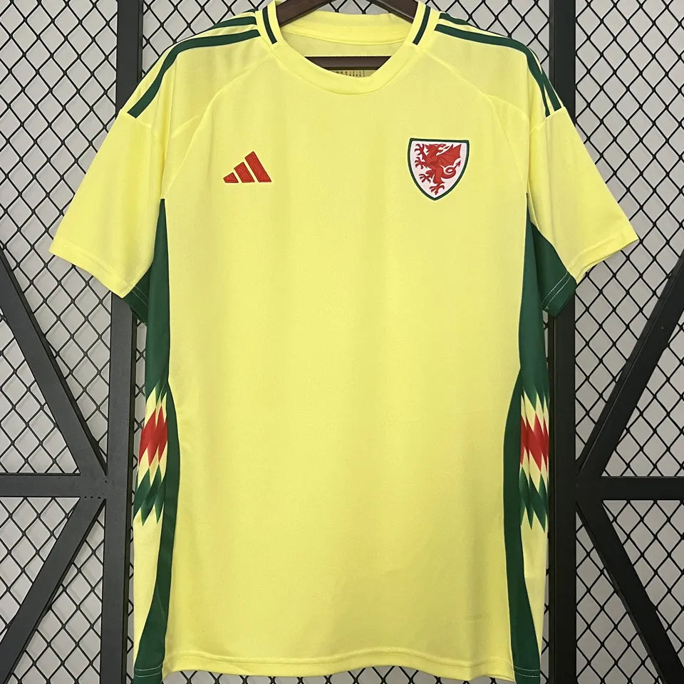 2024/25 Wales Visitante Versión Fan Selecciones