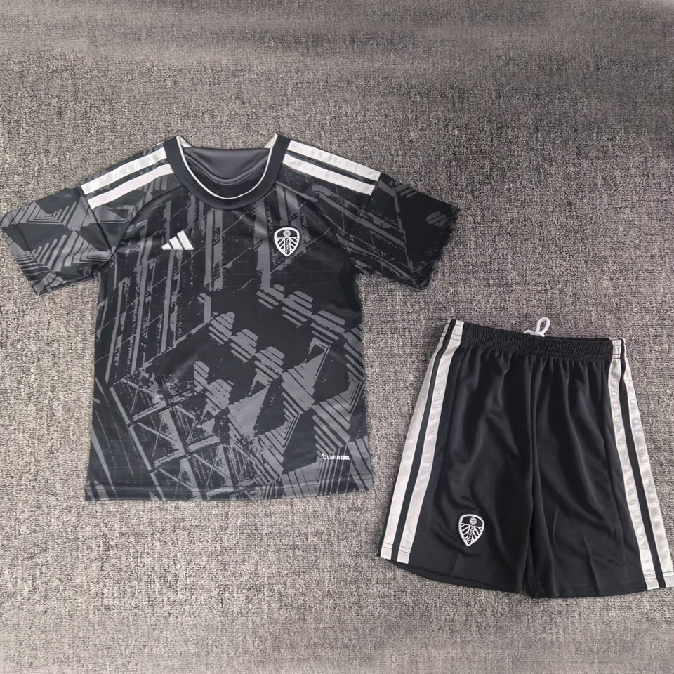 jersey 2026/27 leeds united thrid especial manga corta niño