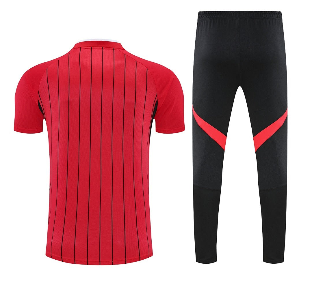 conjunto entrenamiento 2026/27 manchester united