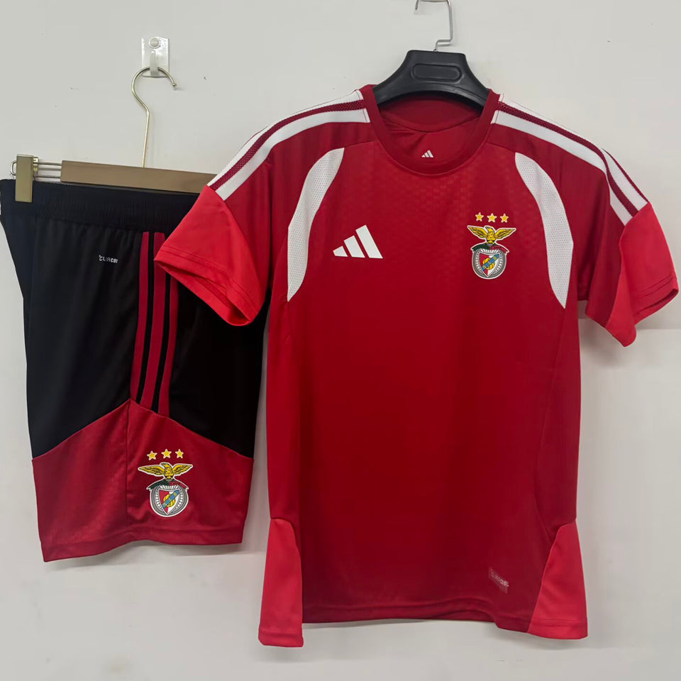 conjunto entrenamiento 2026/27 benfica