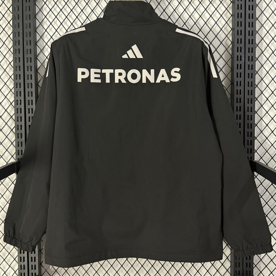 rompeviento 2026/27 mercedes amg petronas f1