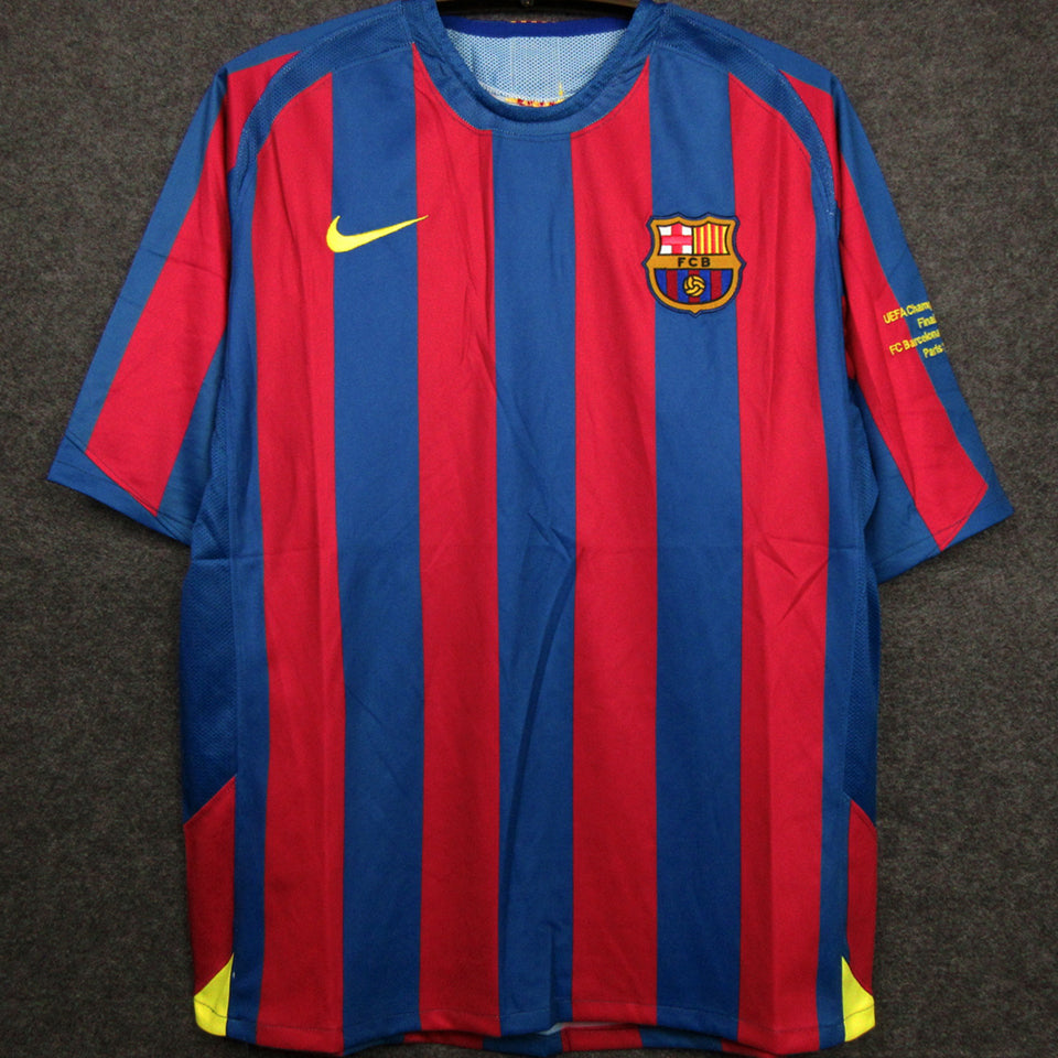Jersey 2005/06 Barcelona Local Manga corta Versión Fan Retro