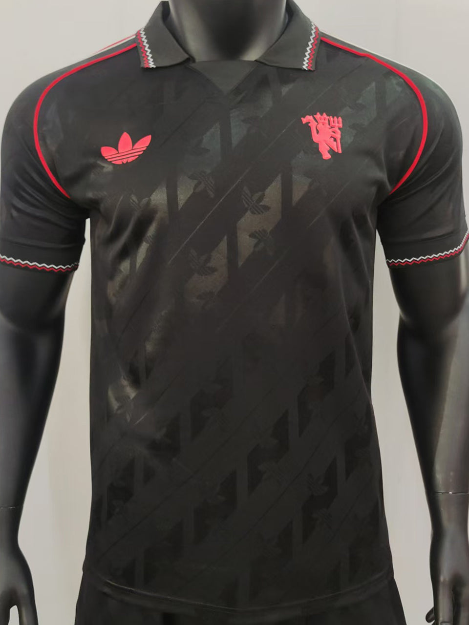 Jersey 2025 Manchester United Especial Manga corta Versión Jugador Retro