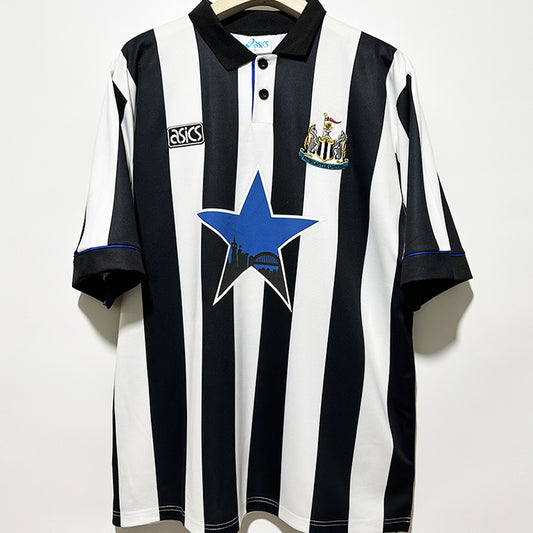 Jersey 1993/95 Newcastle Local Manga corta Versión Fan Retro