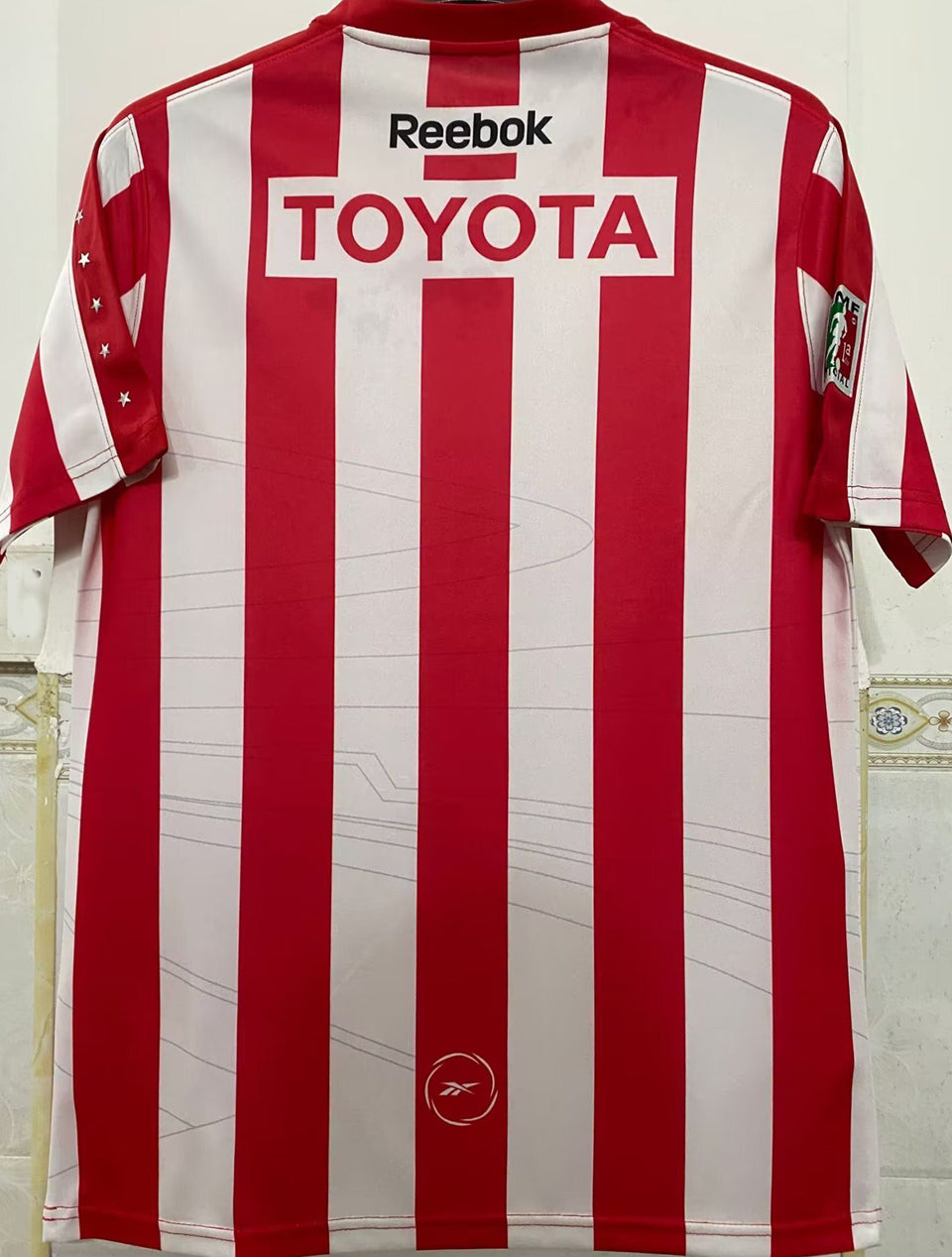 jersey 2010/11 chivas local manga corta versión fan retro