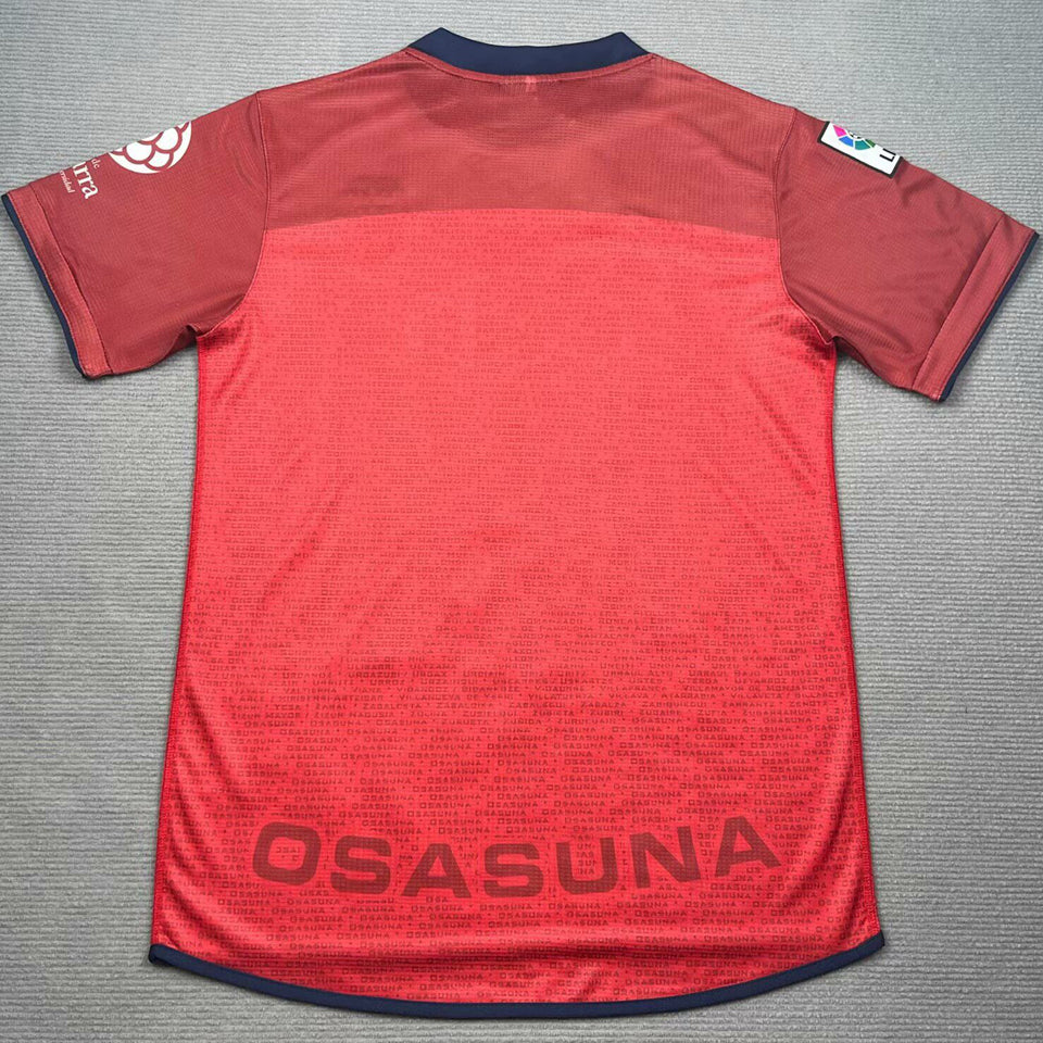 Jersey 2004/05 Osasuna Local Manga corta Versión Fan Retro