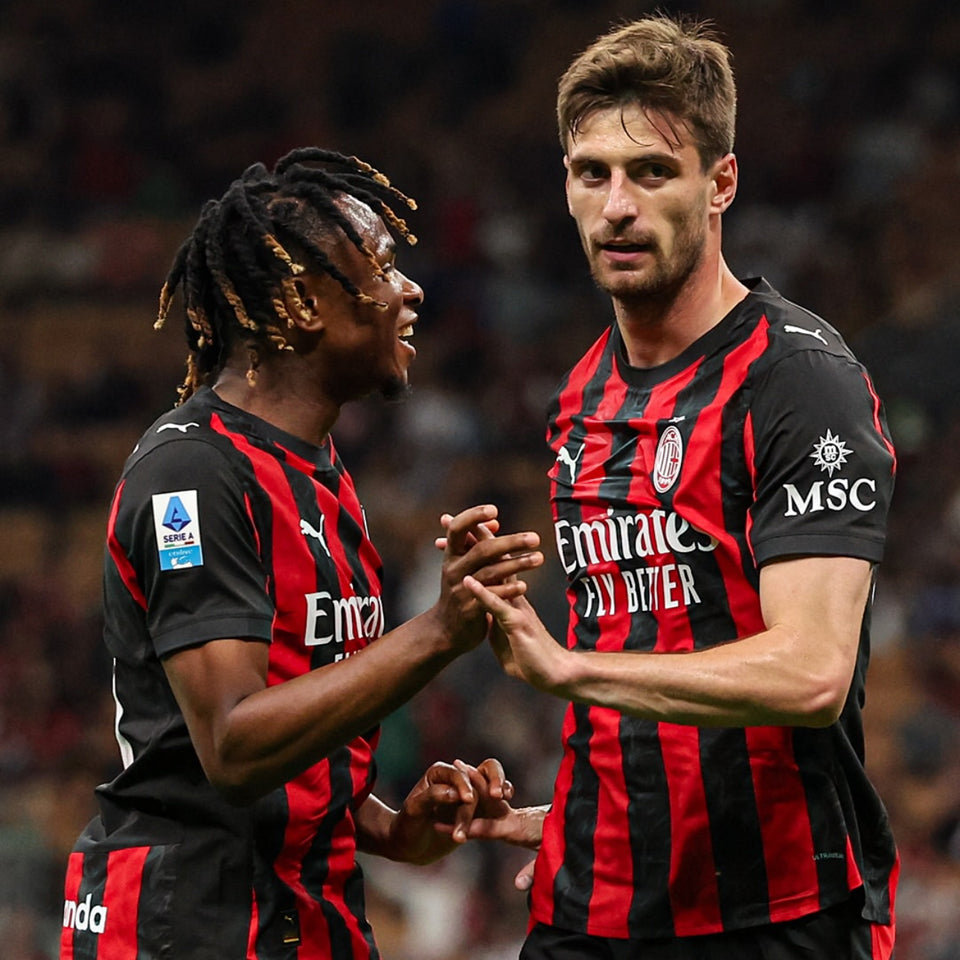 jersey 2025/26 ac milan local manga corta versión jugador