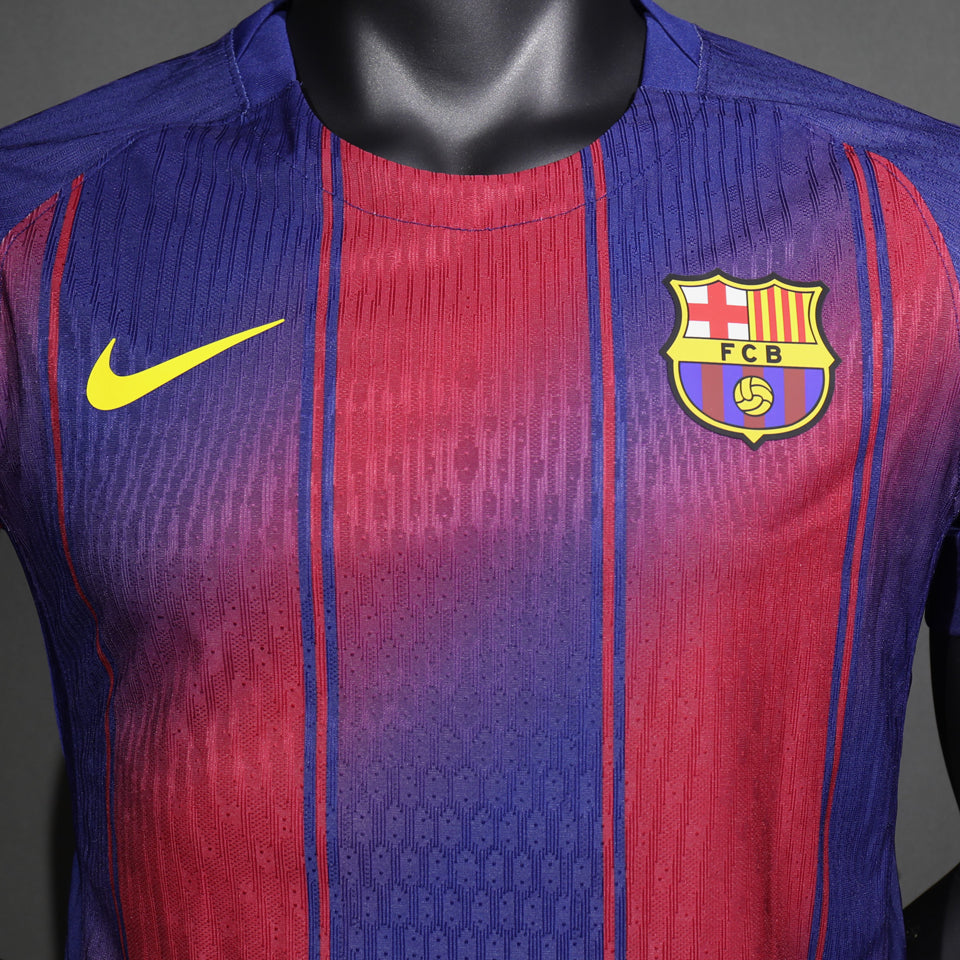Jersey 2025/26 Barcelona Local Manga corta Versión Jugador