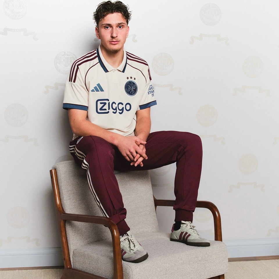 jersey 2025/26 ajax tercero manga corta versión fan