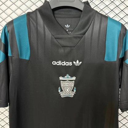Jersey 2026/27 Liverpool Especial Manga corta Versión Fan Retro