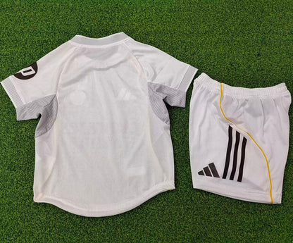 Jersey 2025/26 Real Madrid Local Manga corta Versión Jugador