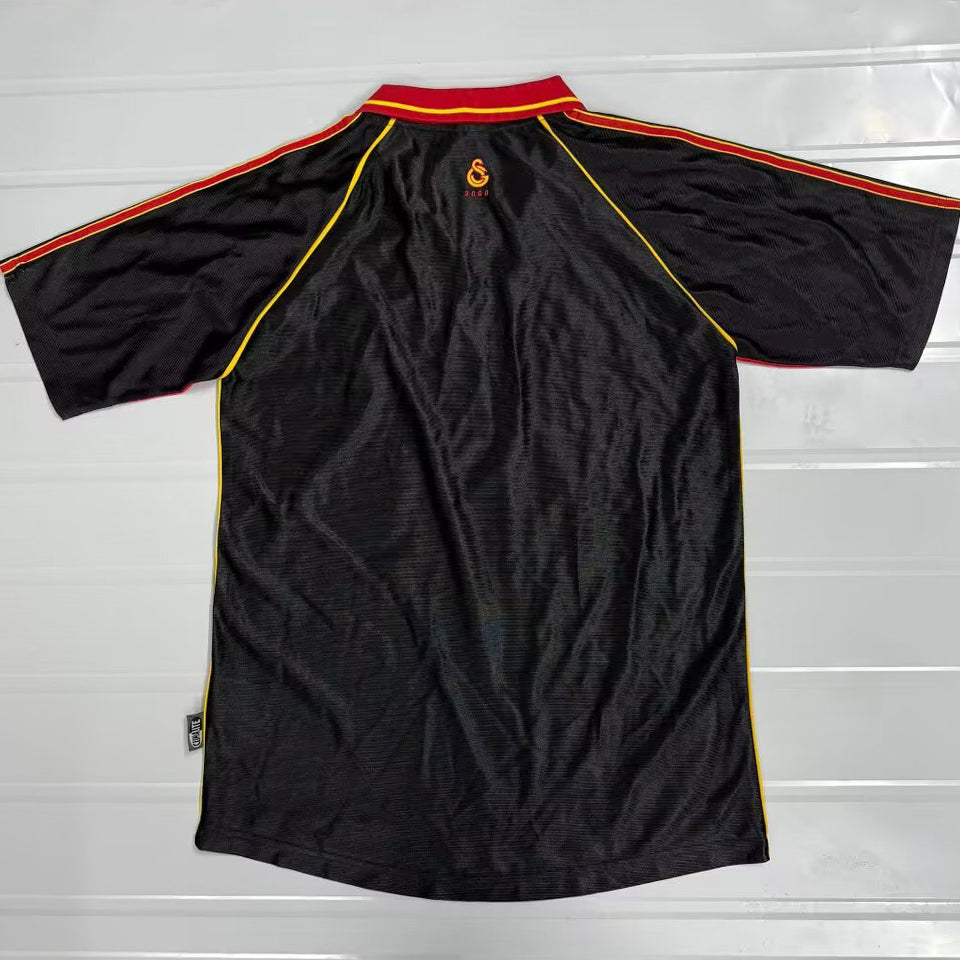 Jersey 1999/2000 Galatasaray Tercero Manga corta Versión Fan Retro