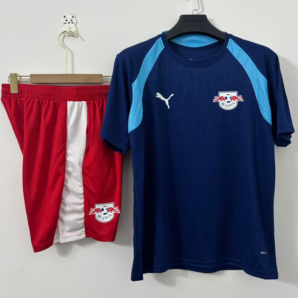 conjunto entrenamiento 2026/27 leipzig