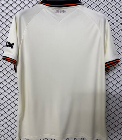 Jersey 2026/27 Wrexham Tercero Manga corta Versión Fan