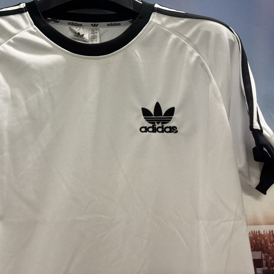 2025/26 AD Especial Versión Fan nan Retro