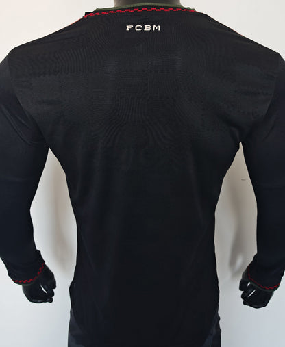 Jersey 2025/26 Bayern Munich Especial Manga larga Versión Jugador