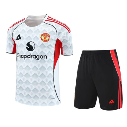Conjunto Entrenamiento 2025/26 Manchester United