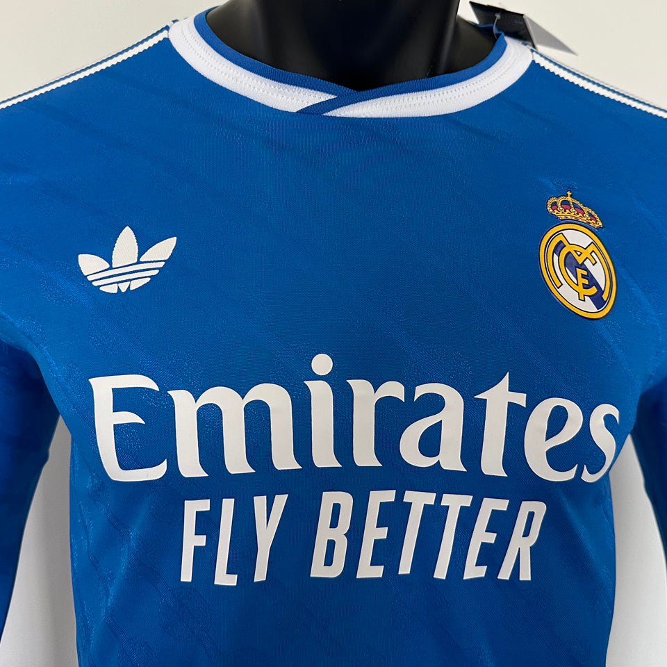 Jersey 2025/26 Real Madrid Tercero Manga larga Versión Jugador