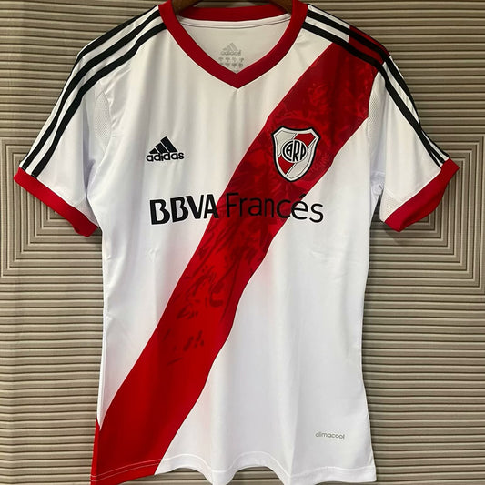 Jersey 2013/14 River Plate Local Manga corta Versión Fan Retro