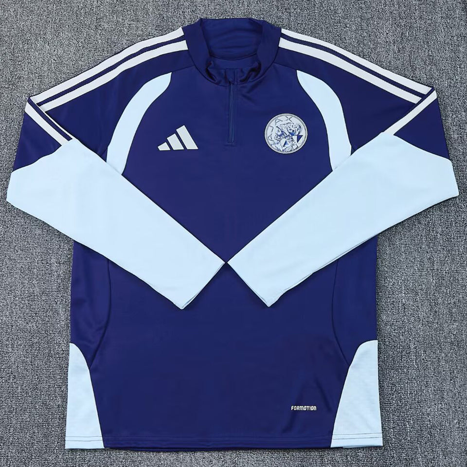 conjunto entrenamiento 2026/27 ajax