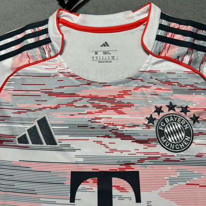 Jersey 2025/26 Bayern Munich Visitante Manga corta Mujer